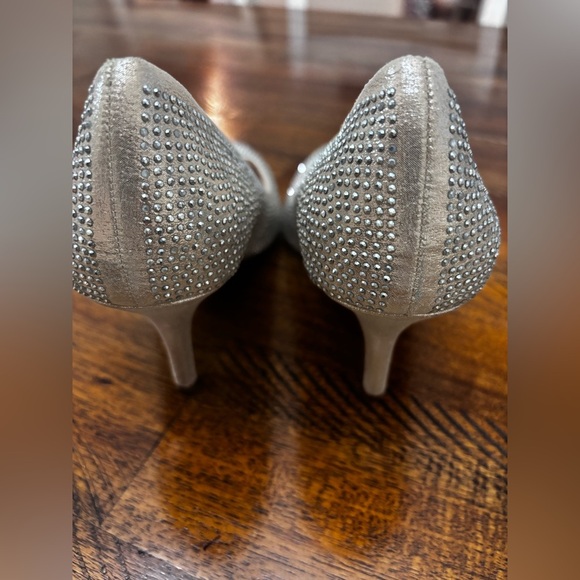 INC International Concepts Heels Silver Rhinestone Jeweled Pumps Size 10M - Picture 4 of 11
